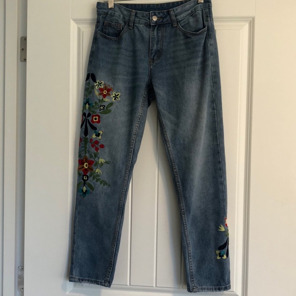 Hayden Denim - Hayden | Los Angeles Floral Embroidered High Rise Boyfriend Jeans